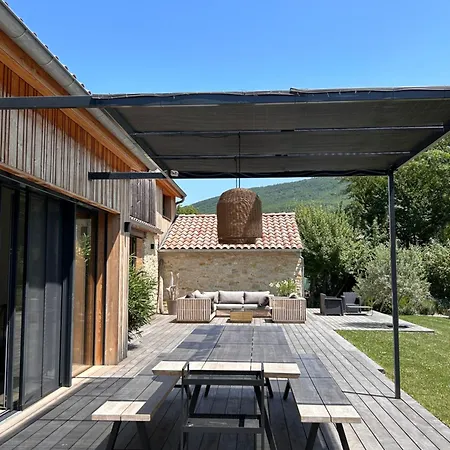 فيلة La Station En Drome Provencale *